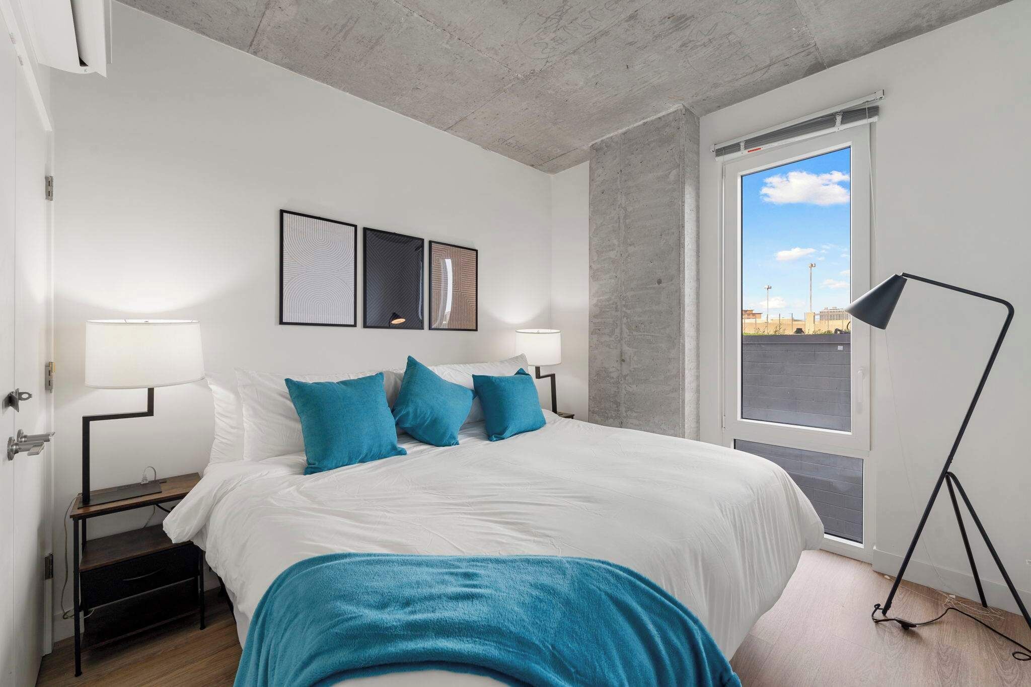 4 chambres, fer et planche à repasser, lit parapluie, Wi-Fi gratuit