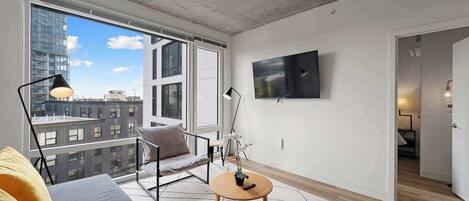 TV connectée, espaces bureaux