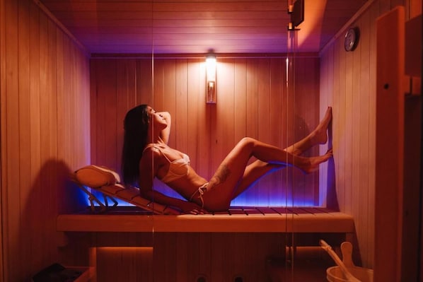 Sauna, bain Ă remous, hammam