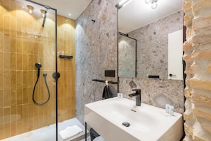 Superior Double Room, City View | Bathroom | Shower, hair dryer, towels, soap