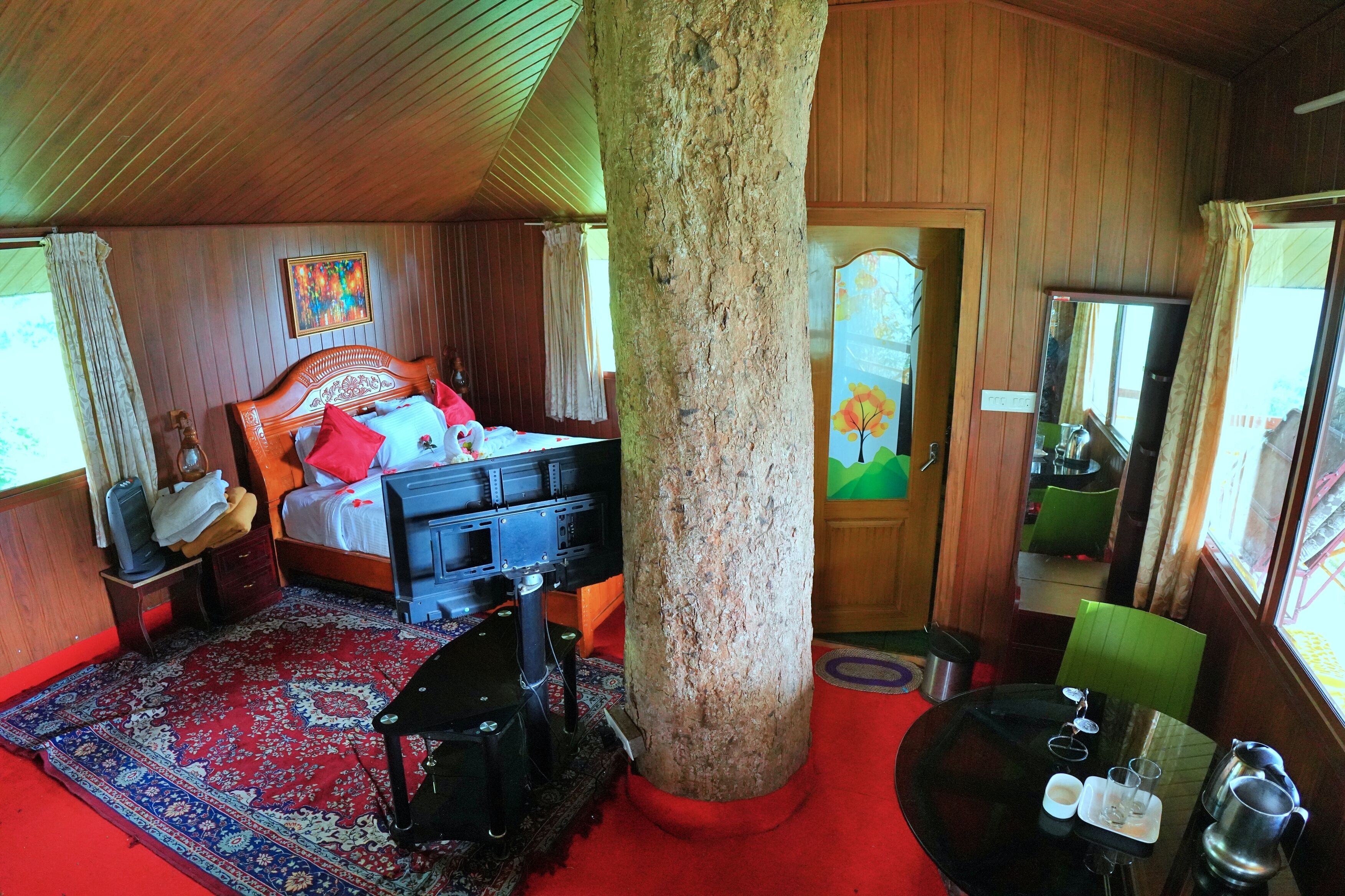 Deluxe Tree House, Balcony, Mountain View | Desk, soundproofing, rollaway beds, free WiFi
