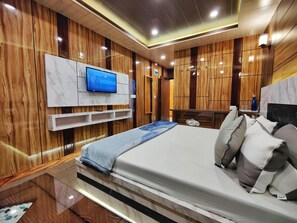 Deluxe Room | Free WiFi