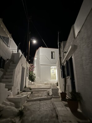 Exterior - 
My Secret Mojo 1 - Tranquil stay close to Serifos town and unspoiled beaches (Serifos)