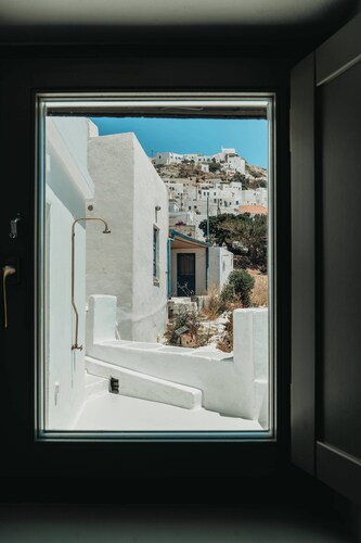 
My Secret Mojo 1 - Tranquil stay close to Serifos town and unspoiled beaches