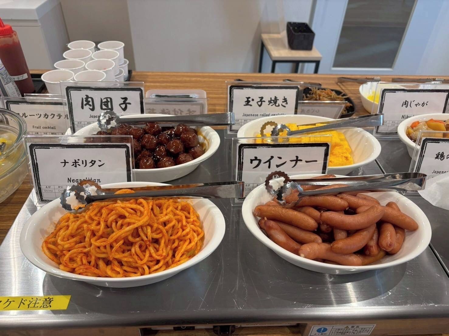 朝食ビュッフェ