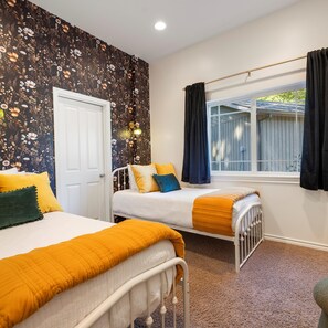 4 sovrum, strykjärn/strykbräda, wi-fi och sängkläder