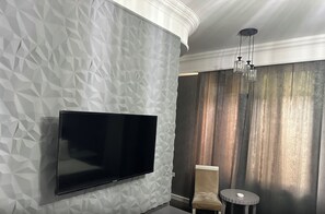 Deluxe Double Room | Desk, soundproofing, free WiFi - Amber Hotel (Baku)