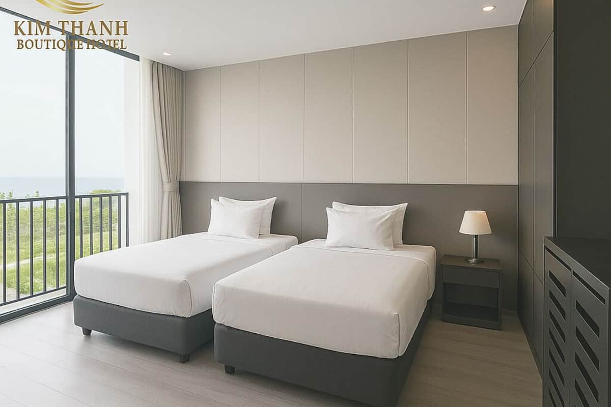 Superior Double Room, Sea View | Minibar, in-room safe, desk, laptop workspace