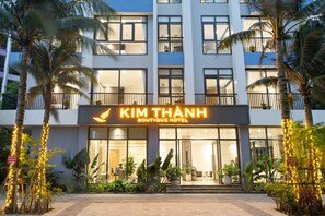 Front of property - Flamingo Hai Tien - Kim Thanh Boutique Hotel (Hoang Hoa)