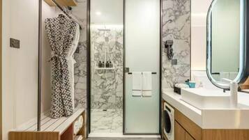 Superior Double Room | Langsir/tirai gelap terus, kalis bunyi, seterika/papan seterika