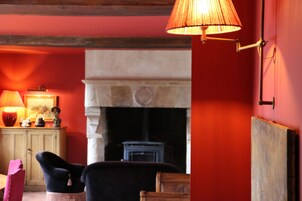 EXPLORER Room | In-room safe, soundproofing, iron/ironing board, free WiFi