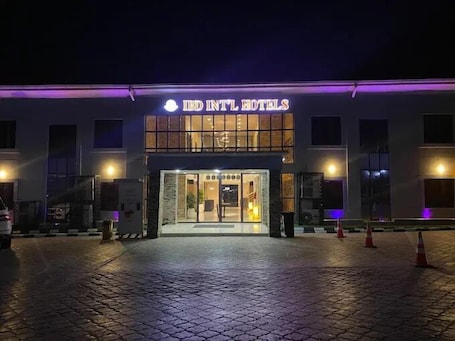 Front of property - evening/night