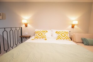 Loft, 1 Bedroom | Iron/ironing board, free WiFi - Vayas Residences Agora (Trikala)