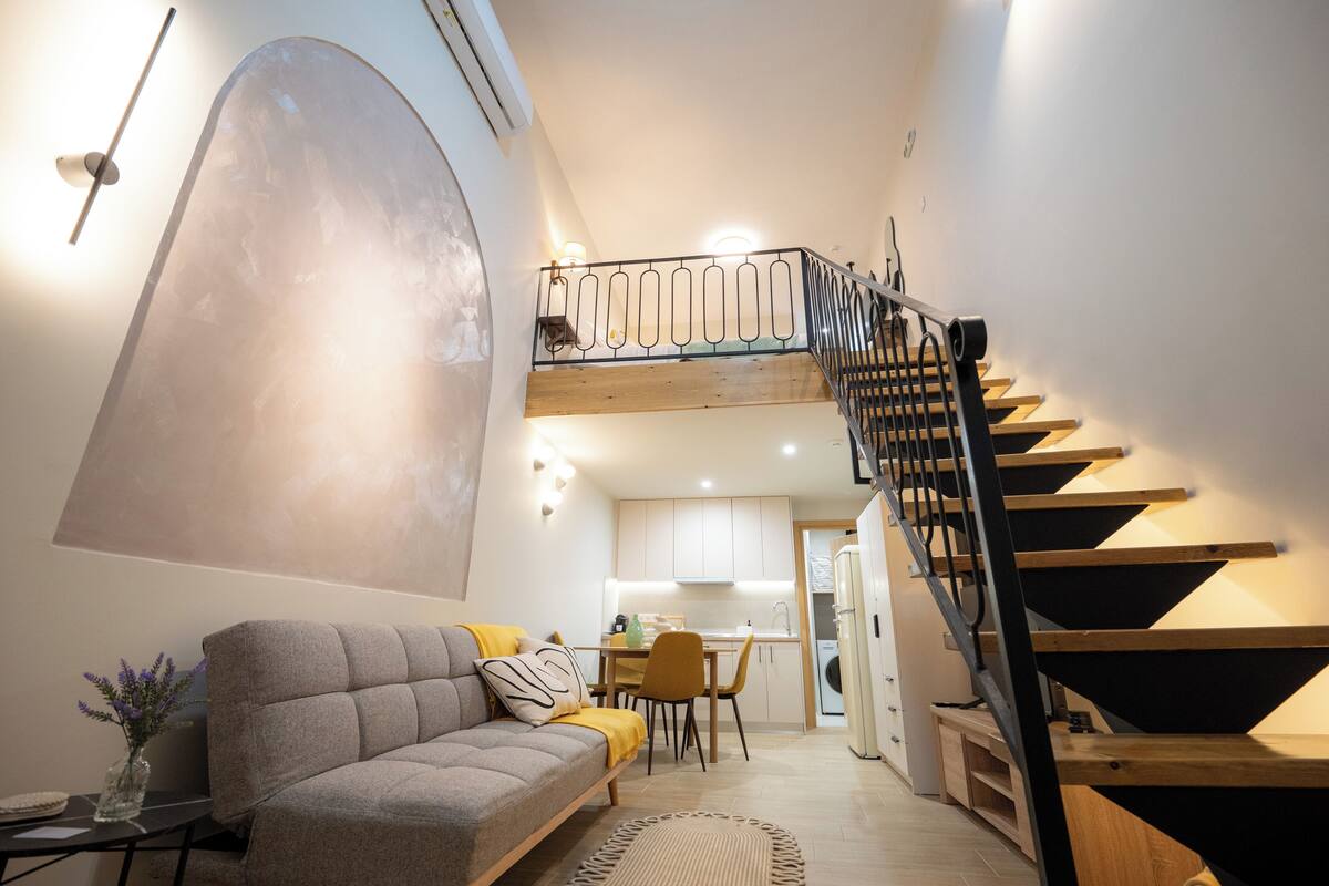 Loft, 1 kamar tidur | Setrika/meja setrika dan Wi-Fi gratis