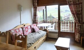 Living area - 2 Room Apartment Mountain Corner 5/6 People (La Clusaz)