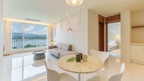 Basic Room, 1 Bedroom (B,2st Floor (River View /BBQ))