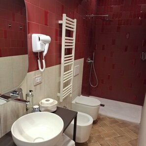 Bathroom | Shower, free toiletries, towels, soap