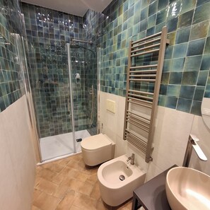 Bathroom | Shower, free toiletries, towels, soap