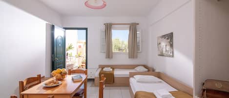 1 Schlafzimmer, Zimmersafe, Schreibtisch, BĂŒgeleisen/BĂŒgelbrett