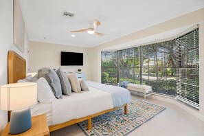 4 habitaciones, tabla de planchar con plancha y wifi gratis