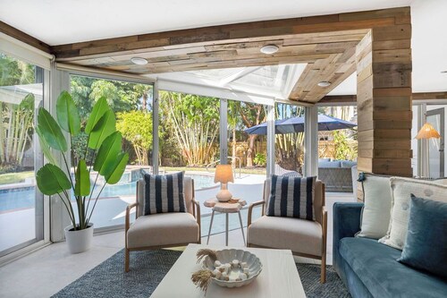 Pool/Spa & Walk to the Beach Ping Pong Billiards