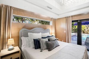 4 bedrooms, iron/ironing board, free WiFi, bed sheets - Pool/Spa & Walk to the Beach Ping Pong Billiards (Palm Beach Shores)