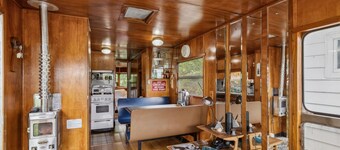 Unique Stay! Cottage + RV - By Marina & Strip