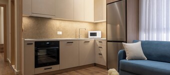 Rentoasis Charming 1-bedroom apartment with WiFi and AC in enchanting Durrës