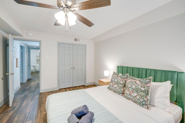 Desk, iron/ironing board, travel cot, free WiFi