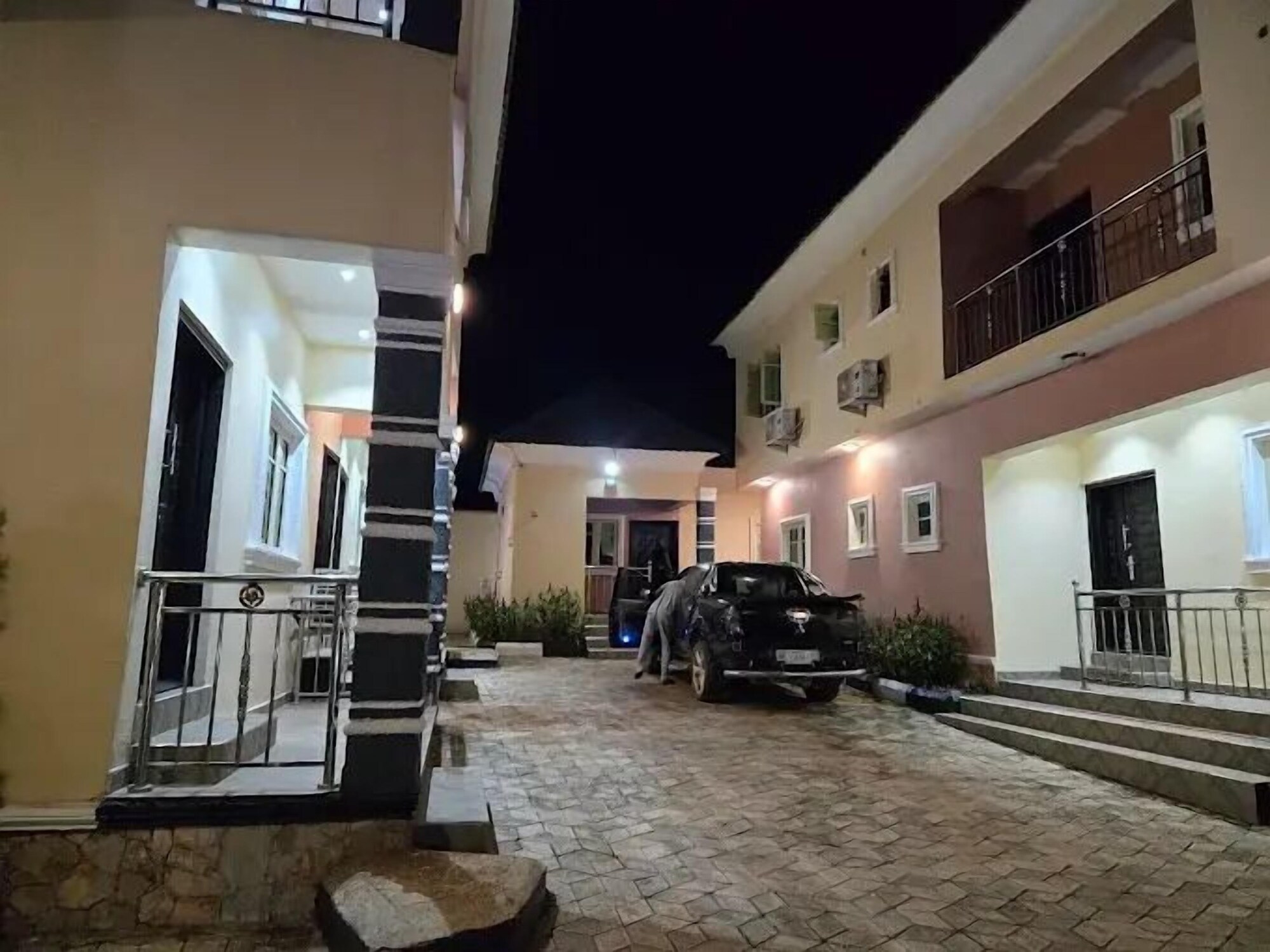 5 Star Hotels