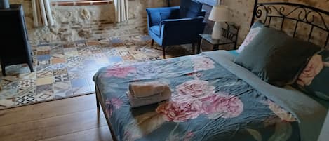 2 habitaciones, wifi y ropa de cama