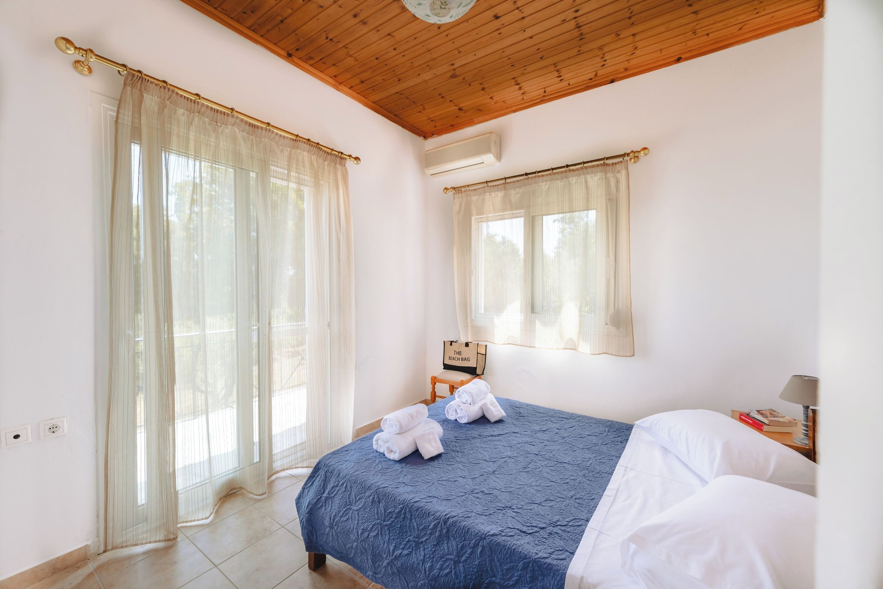 Casa familiar, varias habitaciones (To Pournari Beachside Garden House) | 2 habitaciones, tabla de planchar con plancha y wifi gratis 