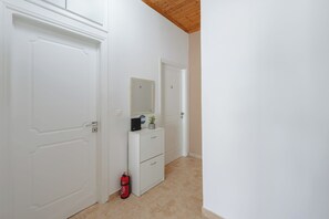 Interior - To Pournari Beachside Garden House (Pyrgos)