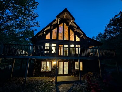 Log Cabin, Hot tub, near Tremblant