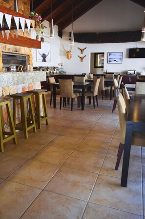 Food court