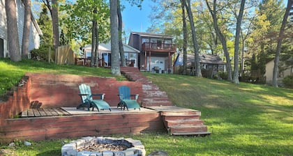 New! Seven Oaks at Bass Lake - Beautiful Lakefront Getaway with Dock and Canoe!