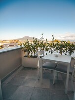 Deluxe Double Room | Terrace/patio