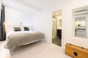 1 bedroom, iron/ironing board, free WiFi