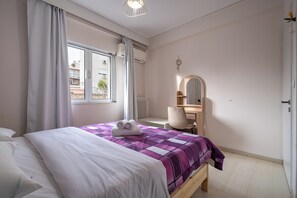 2 bedrooms, iron/ironing board, WiFi, bed sheets - Athens Vibe Apartment – Gazi by ΜΡS (Athina)