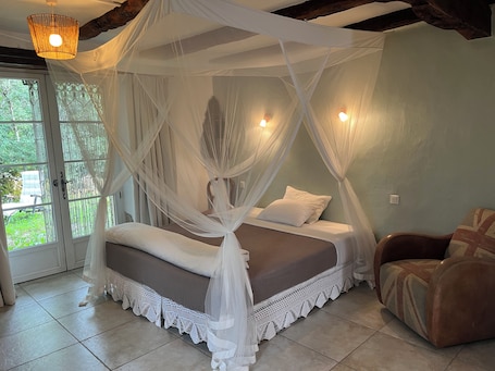 Double or Twin Room, Patio, Pool View. Eco-immersion