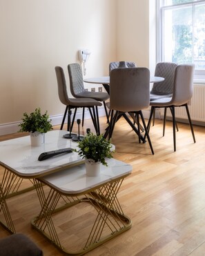 Apartament Comfort, bany privat | Lounge