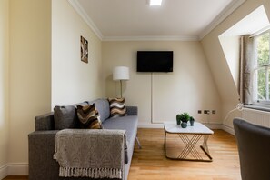 Leilighet – deluxe, privat bad, byutsikt | Lounge