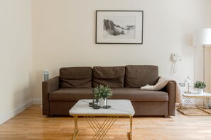 Apartment, Ensuite | Lounge - Warm Apartments in Queensway (London)