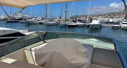 PALME Yacht - Cannes Port Canto - Pointe Croisette - Face à la Mer