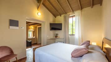 Comfort-Doppelzimmer | Zimmersafe, Verdunkelungsvorhänge, kostenloses WLAN