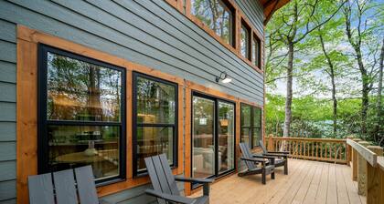 Charming Modern Cabin in Quiet Setting