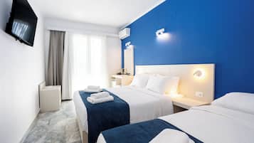 Schreibtisch, laptopgeeigneter Arbeitsplatz, kostenloses WLAN