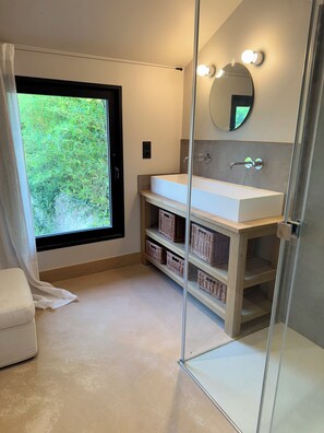 Dusche, Toilettenpapier