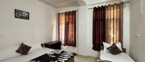 Deluxe Double or Twin Room | Free WiFi