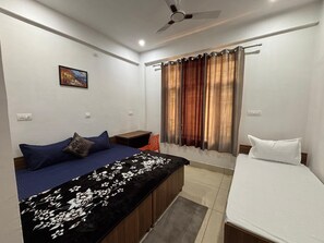 Dobbelt- eller tomannsrom – deluxe | Wi-fi (inkludert)